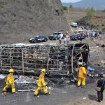 mexico-road-accident_aa8d713a-88d0-11e9-8812-e0f6aa62d95d