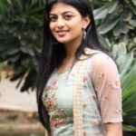 kayal-anandhi-cinemapettai-01