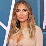 Jessie James Decker2